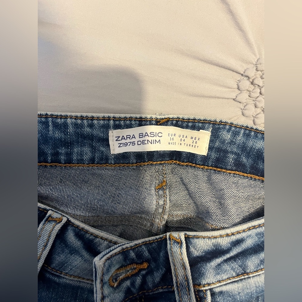 Zara jeans